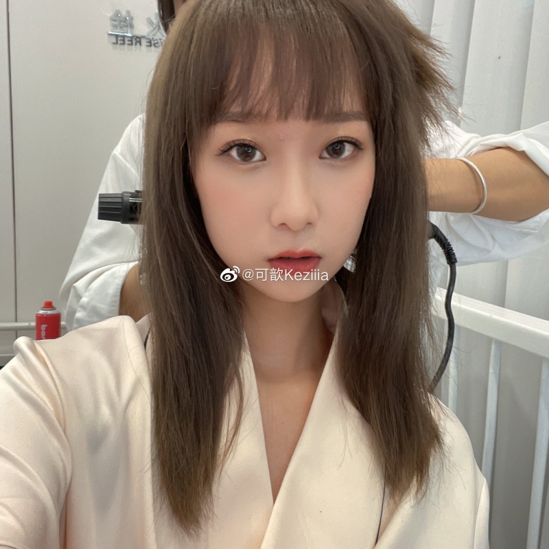 LDL解说可歆Keziiia:好久不见了捏