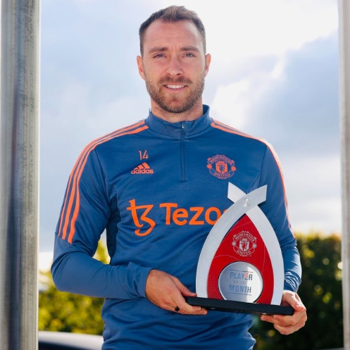 实至名归！埃里克森领取曼联9月最佳球员奖：九月的确比八月快乐