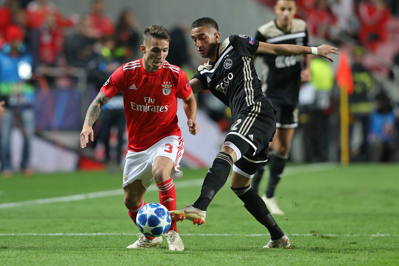 意媒:下轮欧冠尤文将现场考察格里马尔多,桑德罗可能明夏离队