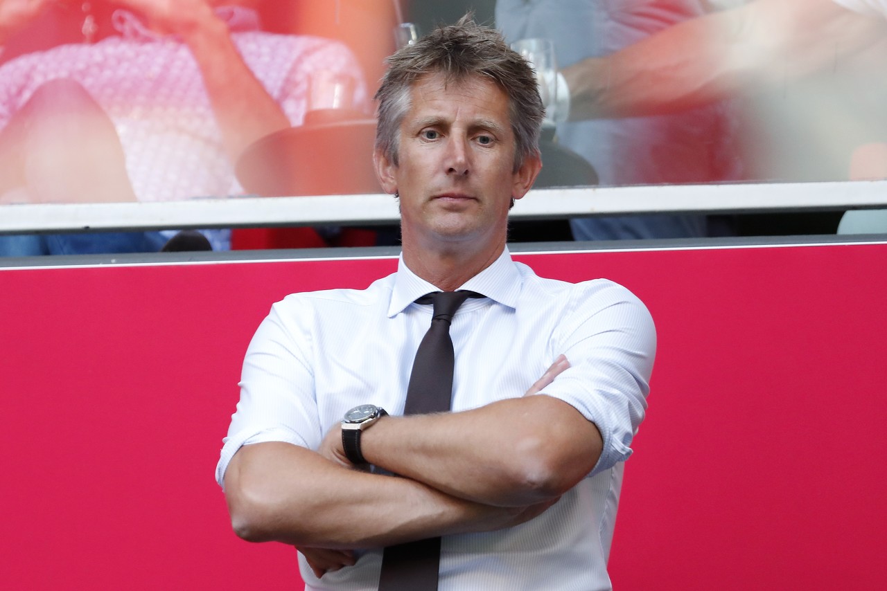 官方:阿贾克斯与俱乐部CEO范德萨续约至2025年