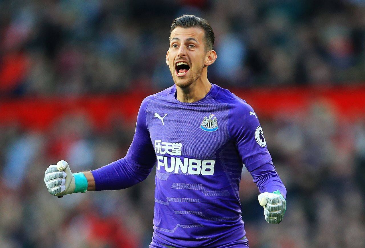 TA:杜布拉夫卡即将以租借身份加盟曼联,满足一定条件需被买断