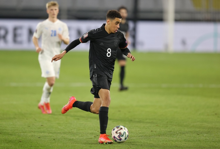 索斯盖特:遗憾穆西亚拉选择为德国效力,拜仁队友影响了他的决定