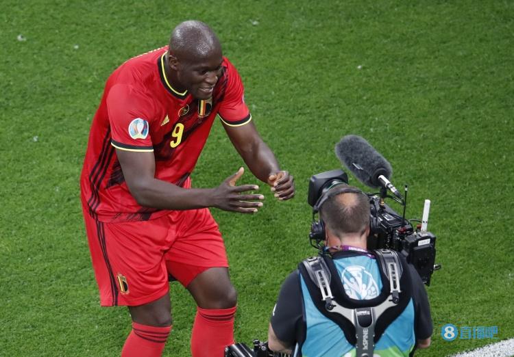 比利时主帅:尽管卢卡库很快就能复出,但保险起见不征召他入队