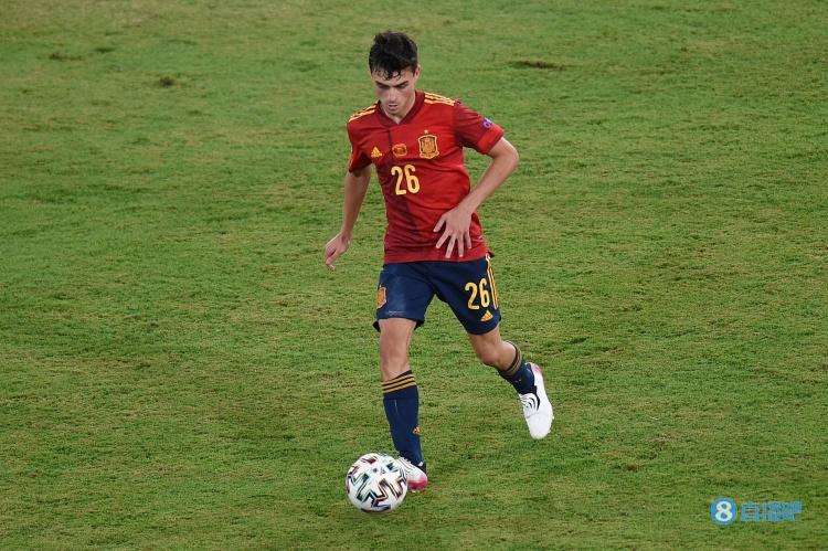 世体:佩德里和加维让人想起了伊涅斯塔和哈维