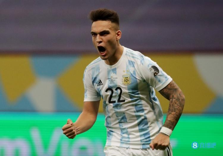 劳塔罗:重要的是踢好我们的比赛,距离世界杯越来越近我很开心