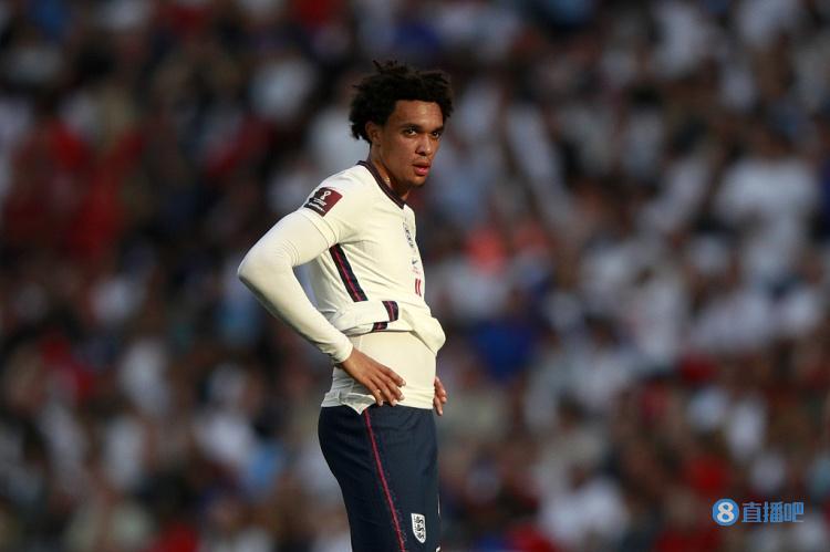 阿邦拉霍:索斯盖特对阿诺德的言论是侮辱,他明显要好于特里皮尔