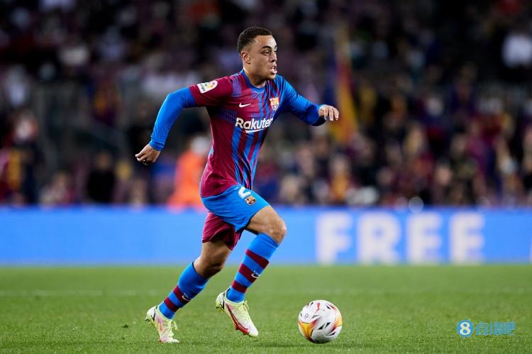 记者:米兰接近完成租借德斯特,交易包括买断选项