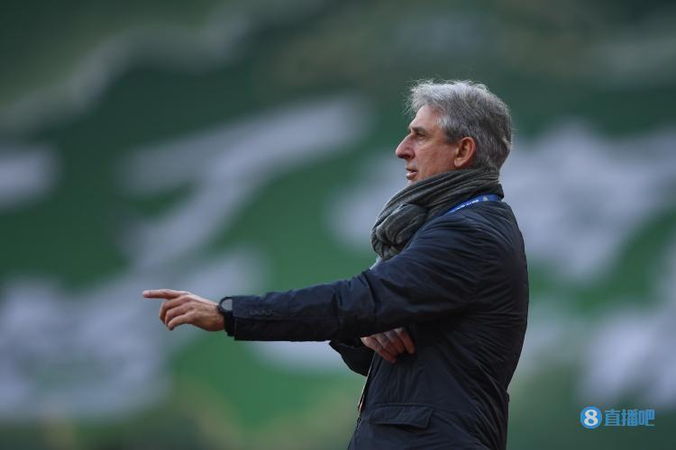 王晓龙:很多球员说遇到乔迪前感觉自己业余,之后知道如何踢球