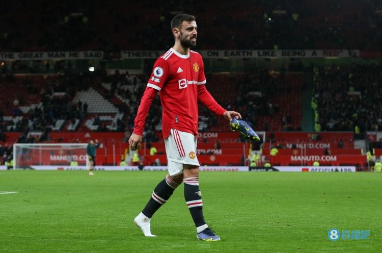 曼晚:B费证明了他担任队长的价值,现在他显得非常成熟