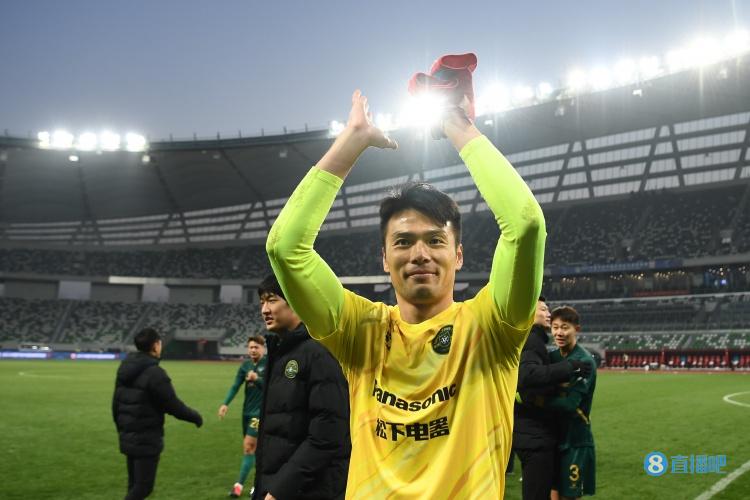 顾超:在苏宁夺中超冠军非常开心 浙江队踢法在中超独树一帜