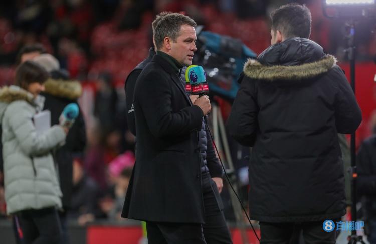 欧文:曼联近10年的不少新援在入队后,仿佛不会踢球似的