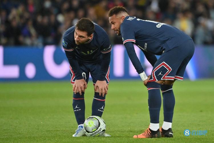 摩纳哥后卫:我们知道如何把内马尔和梅西放进“口袋”里