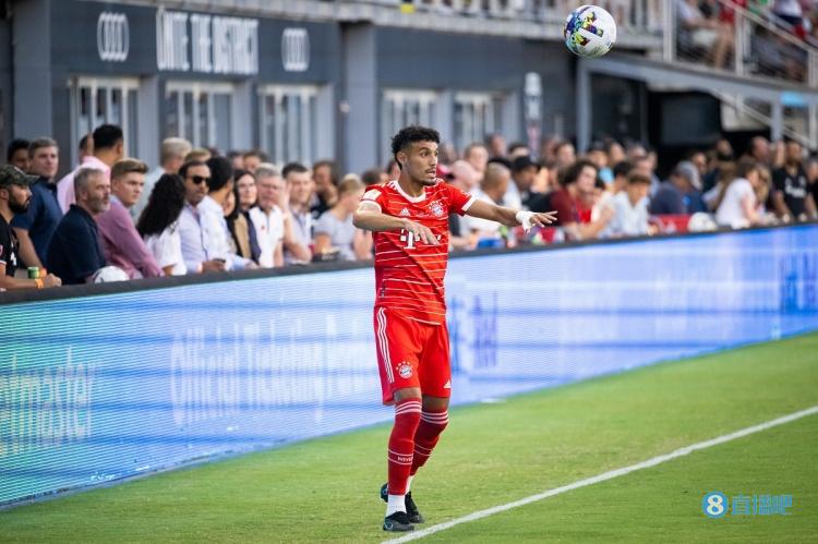 马兹拉维:替补登场前来不及热身,自认为对阵巴萨时踢得很棒