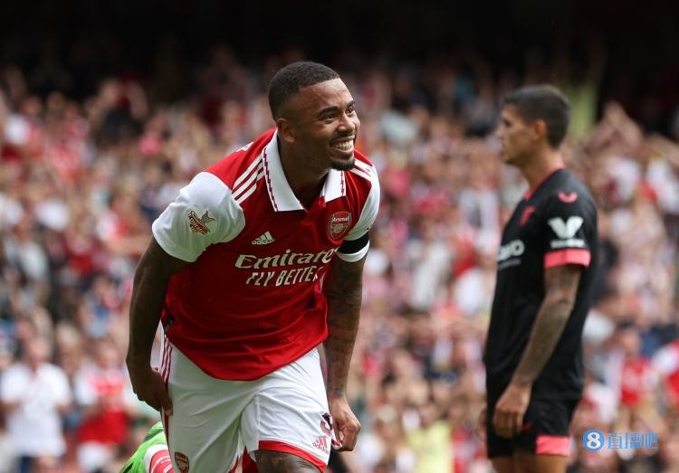 法比亚诺:更看好热苏斯在世界杯出任首发前锋,与内马尔搭档