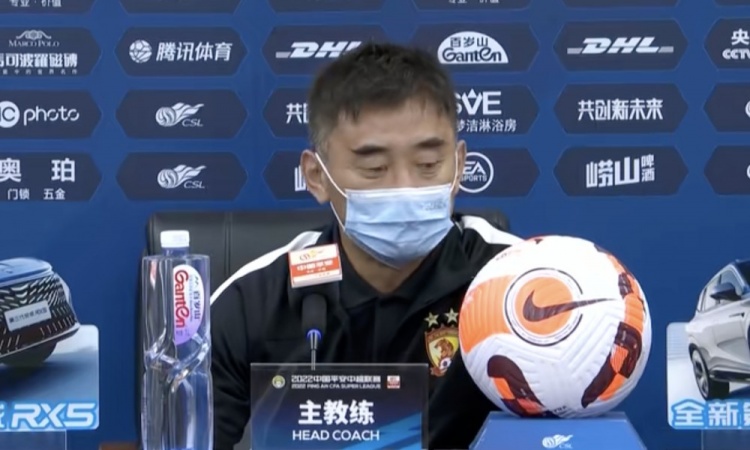 傅博:以后就照下半场这么踢 广州队还是以年轻球员为主