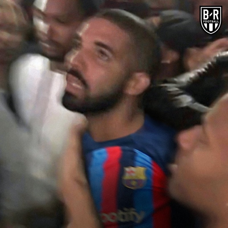 买巴萨输大钱!德雷克下注阿森纳&巴萨同时赢球,60万美元打水漂