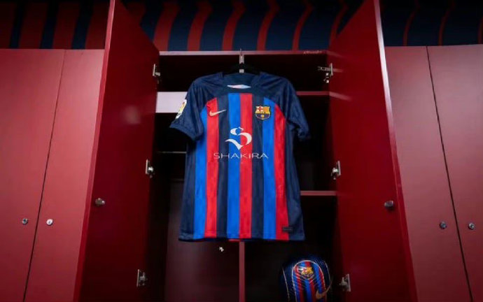 @皮克!Spotify想借巴萨球衣对歌手宣传,将就印夏奇拉名字达协议