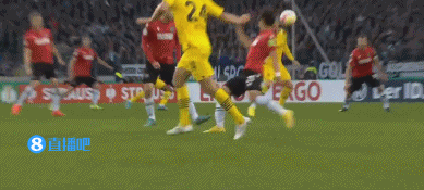 多特先拔头筹!穆科科推射被汉诺威后卫碰进自家球门