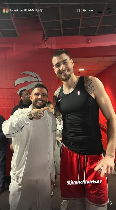 小鸟依人!1米63因西涅与2米06猛龙球星埃尔南戈麦斯合影