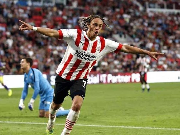 19岁“荷兰内马尔”入选世界杯初选名单!范加尔有了红宝石