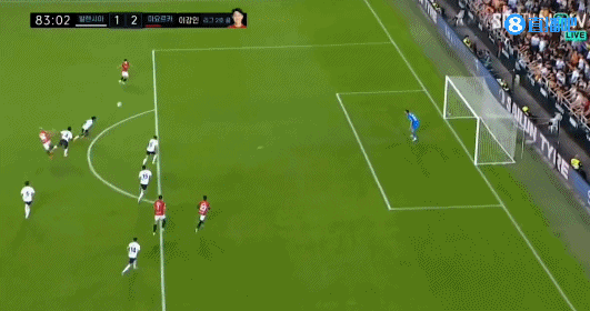 强啊!李刚仁晃晕后卫小角度劲射破门,帮助马洛卡绝杀老东家瓦伦