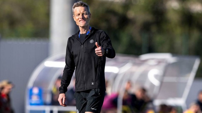 丹麦女足主帅:对阵中国是命运之战 她们名气不大但有球员很出色