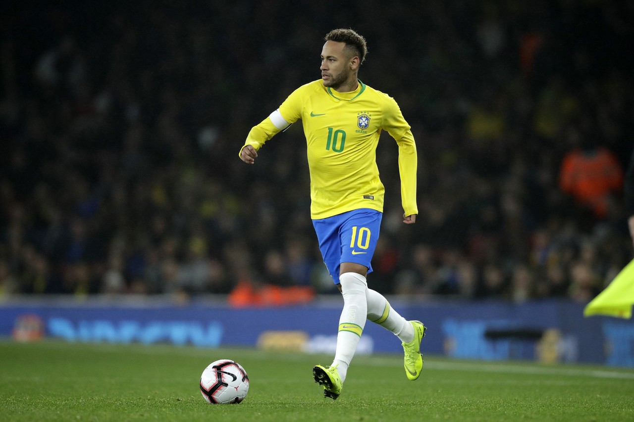 前巴西国脚:如果内马尔拿到世界杯冠军,就能成为大小罗式的巨星