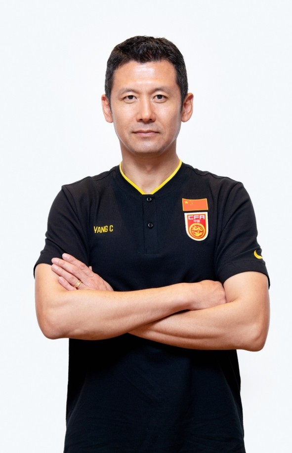 记者赞国少9-0大胜柬埔寨:节奏快、拼抢好、传球干净、踢得自信