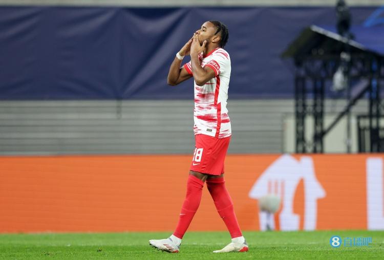 罗马诺:恩昆库已接受切尔西体检,但仍需商谈转会费用问题