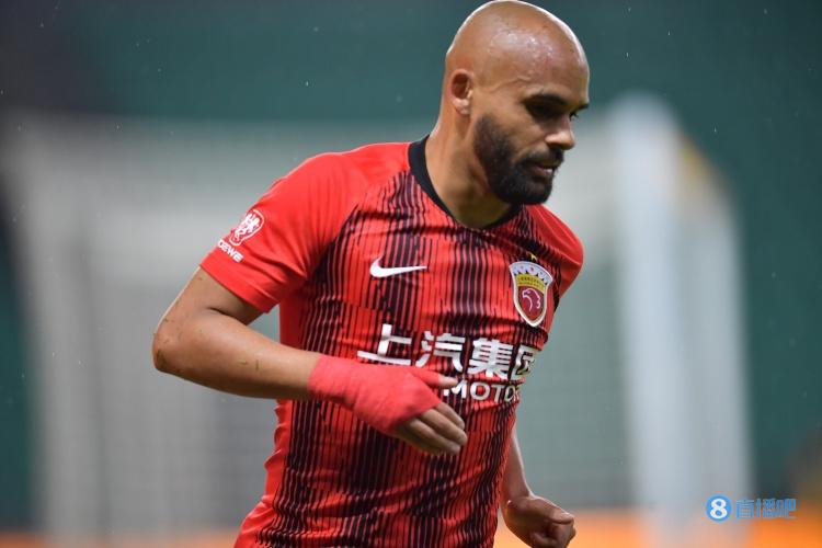 东体:保利尼奥被巴尔加斯加盟“激活”,经历低谷后正在重生