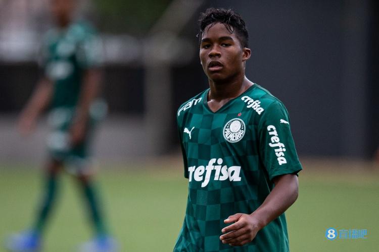 记者:巴萨准备一月为恩德里克或罗克送出重要报价,德科进行谈判