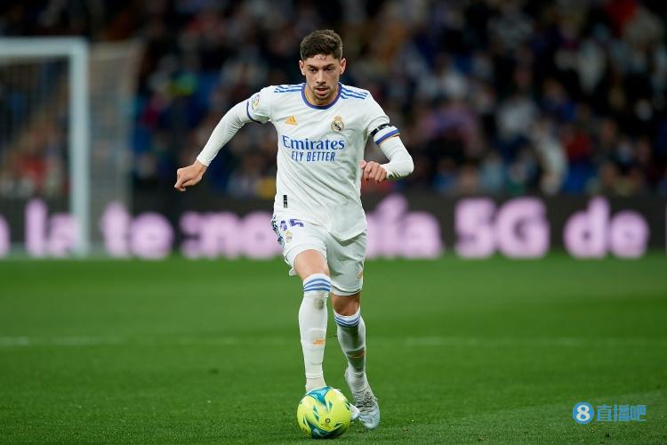 马卡报:巴尔韦德的伤情并不严重,皇马和球员本人都感到乐观