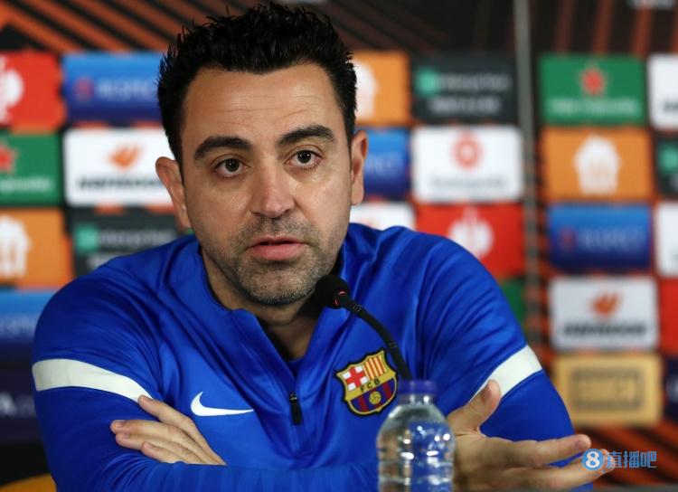 哈维:莱万是世界最好球员之一 巴尔德踢右后卫是合乎逻辑的