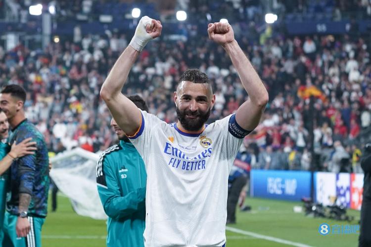 里昂主席:本泽马配得上金球奖殊荣,他是里昂青训的骄傲