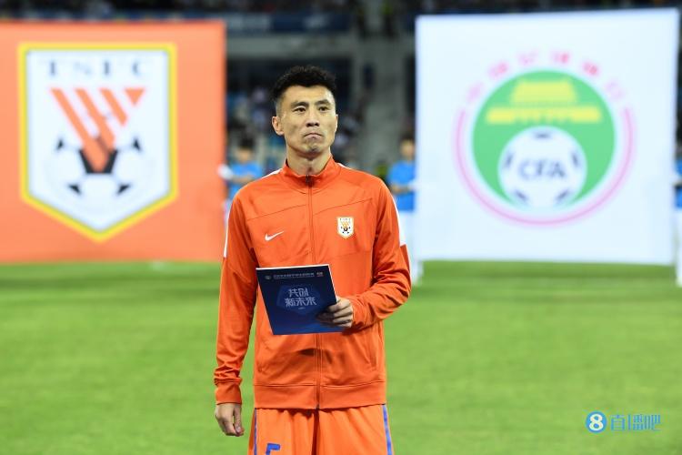 鲁媒:郑铮若在本轮出战海港,将成泰山队史联赛出场王