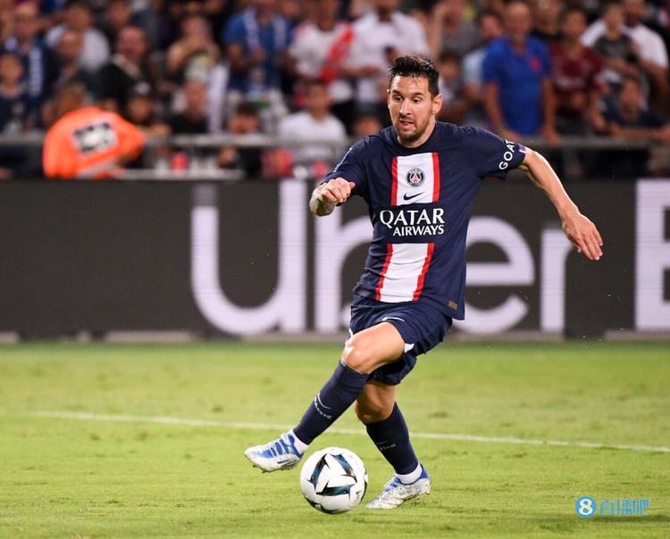 足坛现役十大左脚将：梅西领衔萨拉赫在列，哈兰德贝尔上榜