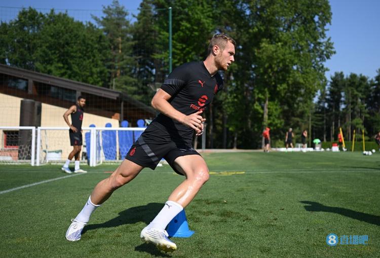 波贝加：詹姆斯是我的偶像 欧冠决赛还是G7？如果LBJ在我会选G7