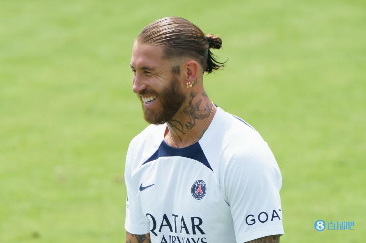 足球年鉴1986:诺伊尔、拉莫斯闪耀,吉鲁老而弥坚,你还知道谁?