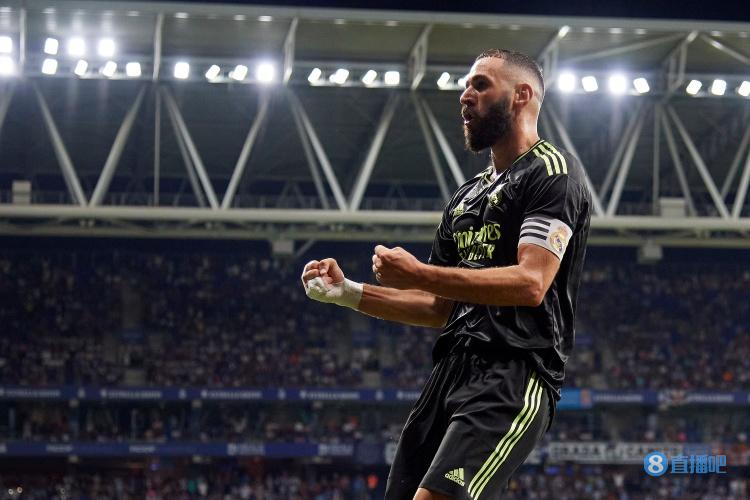 每体:本泽马遭遇近一个月进球荒,已经4场近300分钟未破门