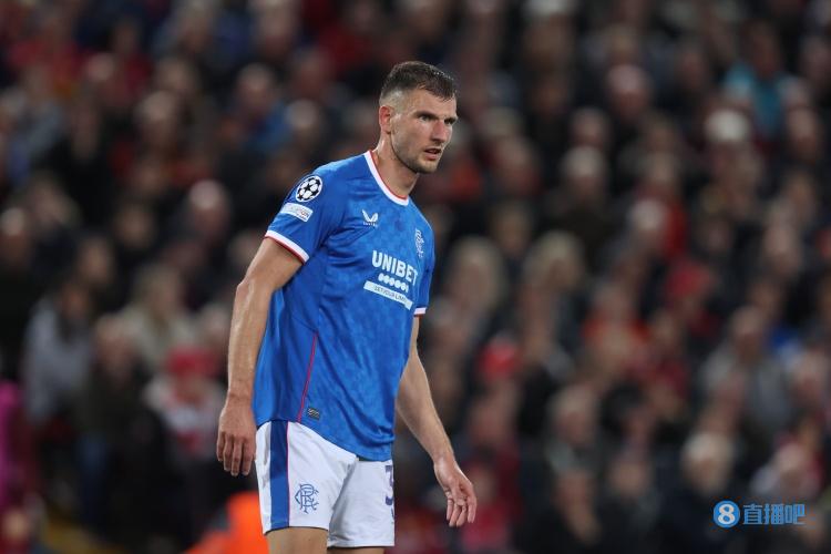 罗马诺:曼联、纽卡、利兹联有意流浪者18岁中卫莱昂-金