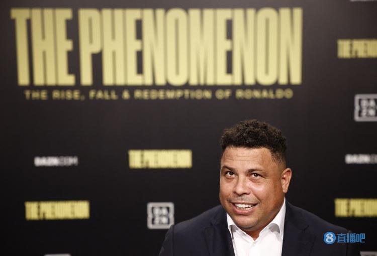 大罗:有一群特别群体,迭戈、梅西、克鲁伊夫、......包括我自己