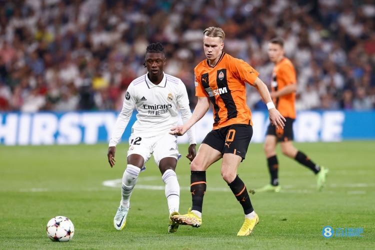 隆戈:尤文渴望引进矿工边锋穆德里克,但将面临阿森纳的竞争