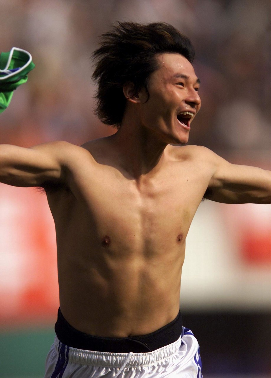 李毅祝贺山东泰山:恭喜战胜海港,中超争冠的悬念又回来啦!