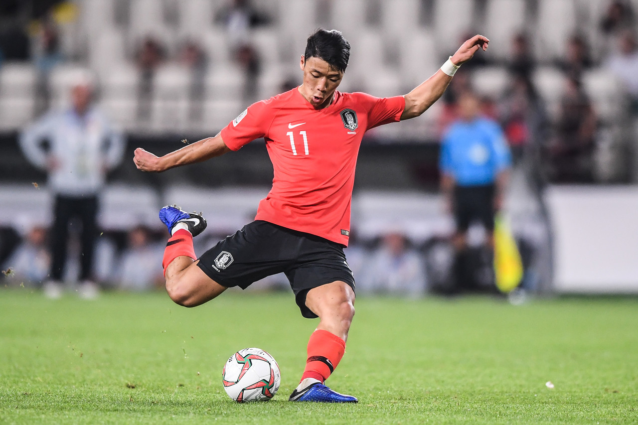 韩媒:黄喜灿、尹钟奎缺席韩国队训练,很可能无法赶上世界杯首战