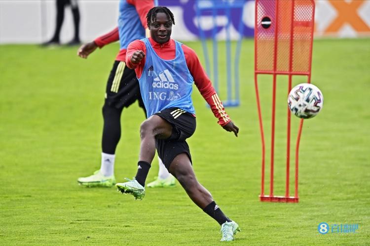 记者:尤文关注多库、帕夫洛维奇等5名球员的世界杯表现