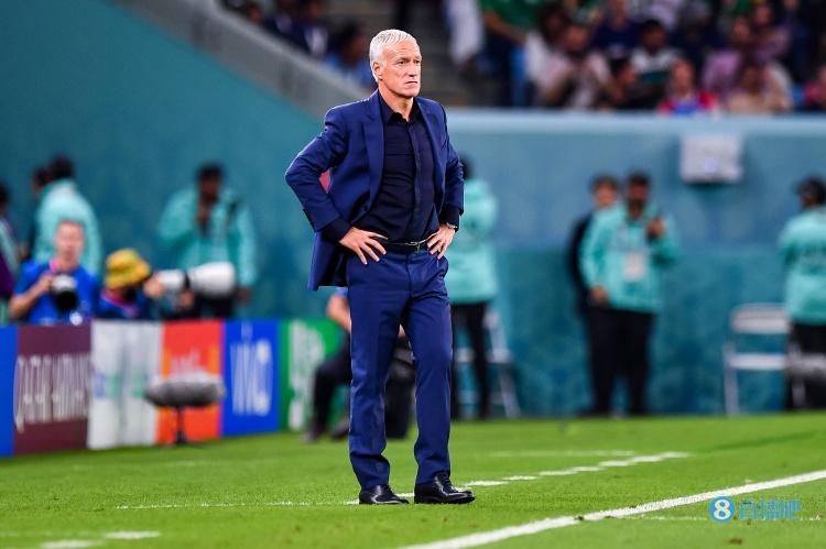 德尚:卢卡斯伤得很重需接受检查,这无疑是今晚最糟糕的事情