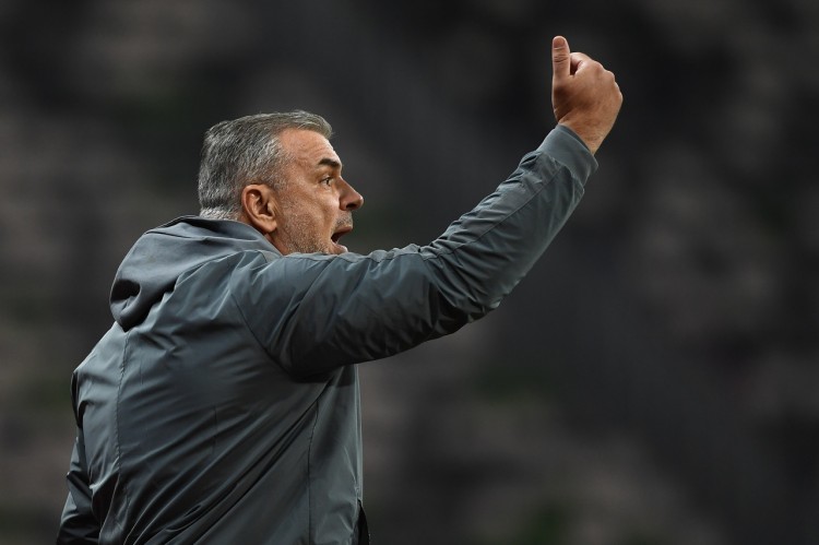 记者:以中国足球现状而言,奥拉罗尤恐怕也很难带国足进世界杯