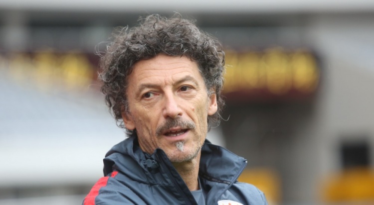 东体:海港新帅人选春节后有望确定 科蒂将补充至海港医务组