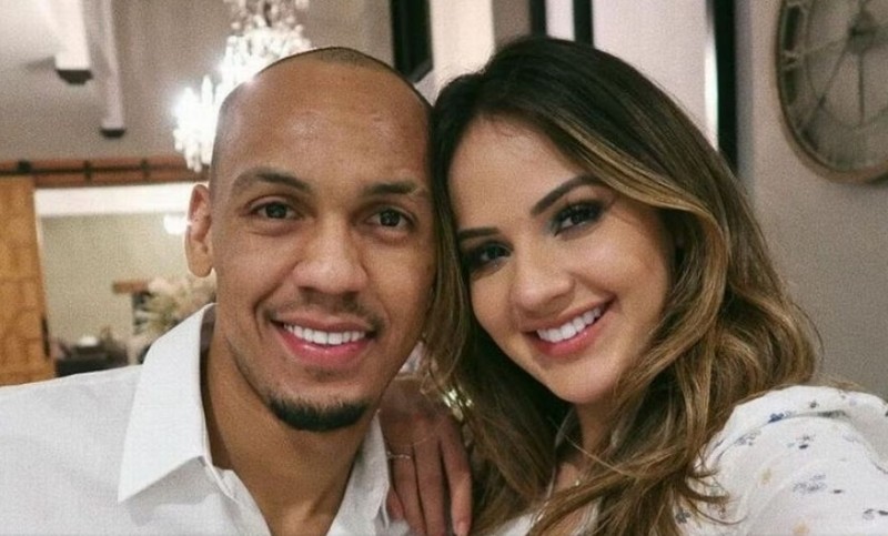 法比尼奥妻子社媒发文,两人迎来一位小男孩的诞生