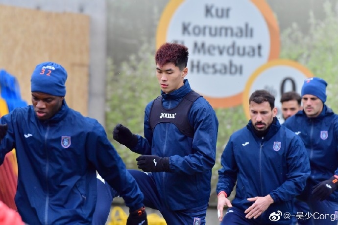 粤媒:很多国内俱乐部都想引进吴少聪,但他希望去更高水准的平台